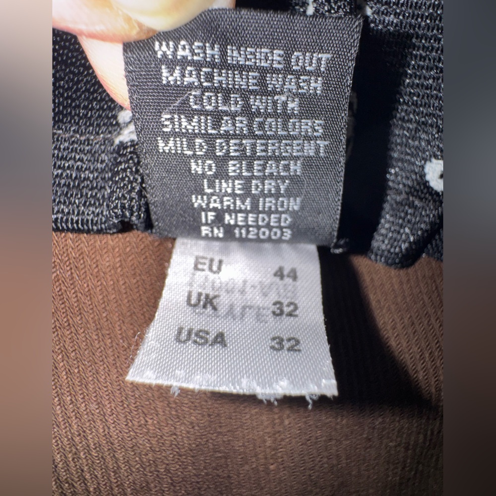 Goode Rider Knee Patch Riding Breeches size 32R. - Picture 12 of 13